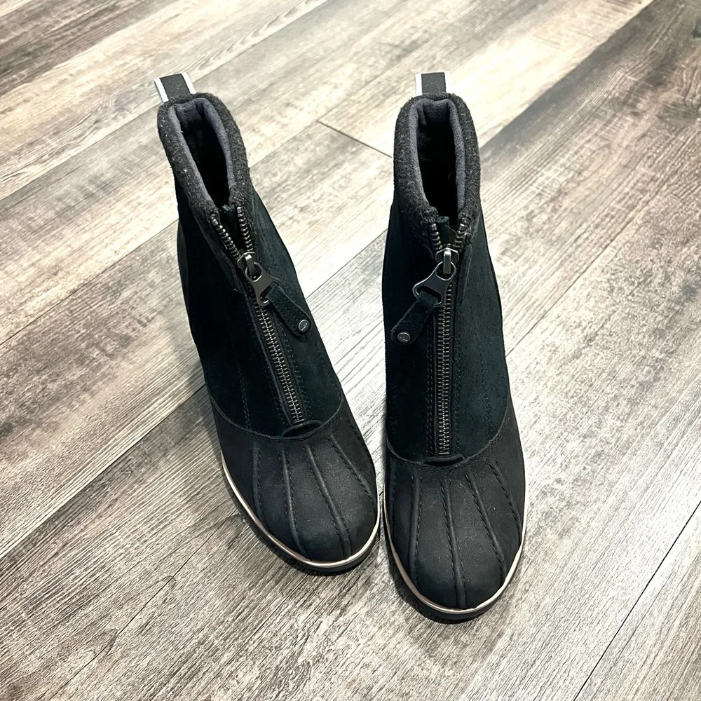 UGG Black Wedge Winter Boots - Picture 10 of 11